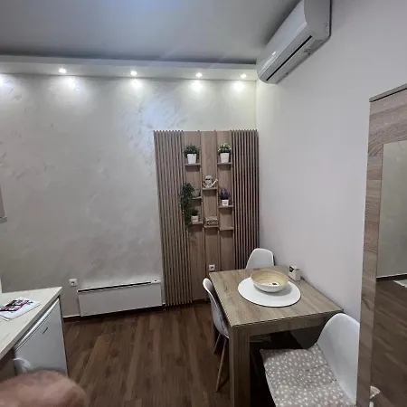 Nora Apartment